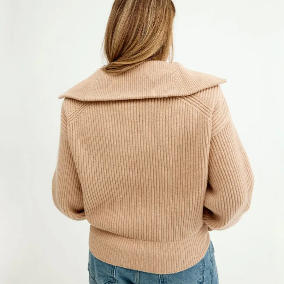 Turtleneck Zip